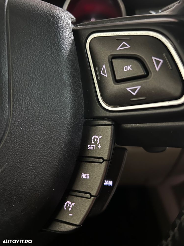 Land Rover Range Rover Evoque 2.0 D150 HSE - 11