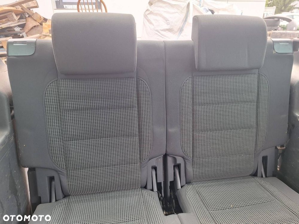 FOTEL TRZECI RZĄD VOLKSWAGEN TOURAN I - 4