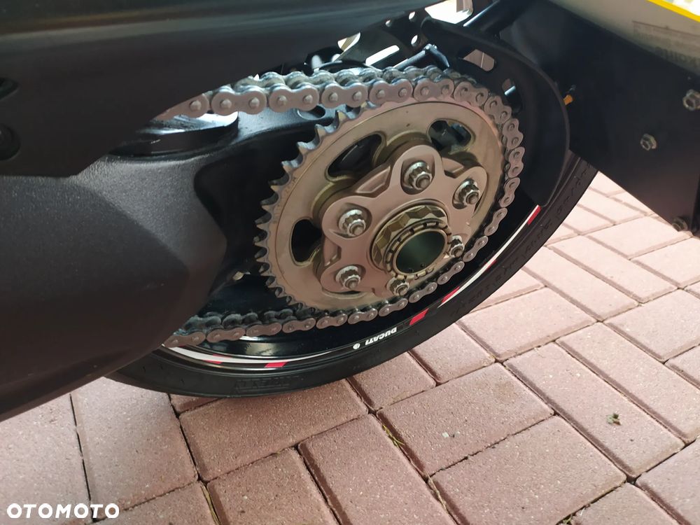 Ducati Diavel - 11