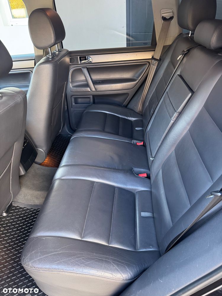 Volkswagen Touareg - 9