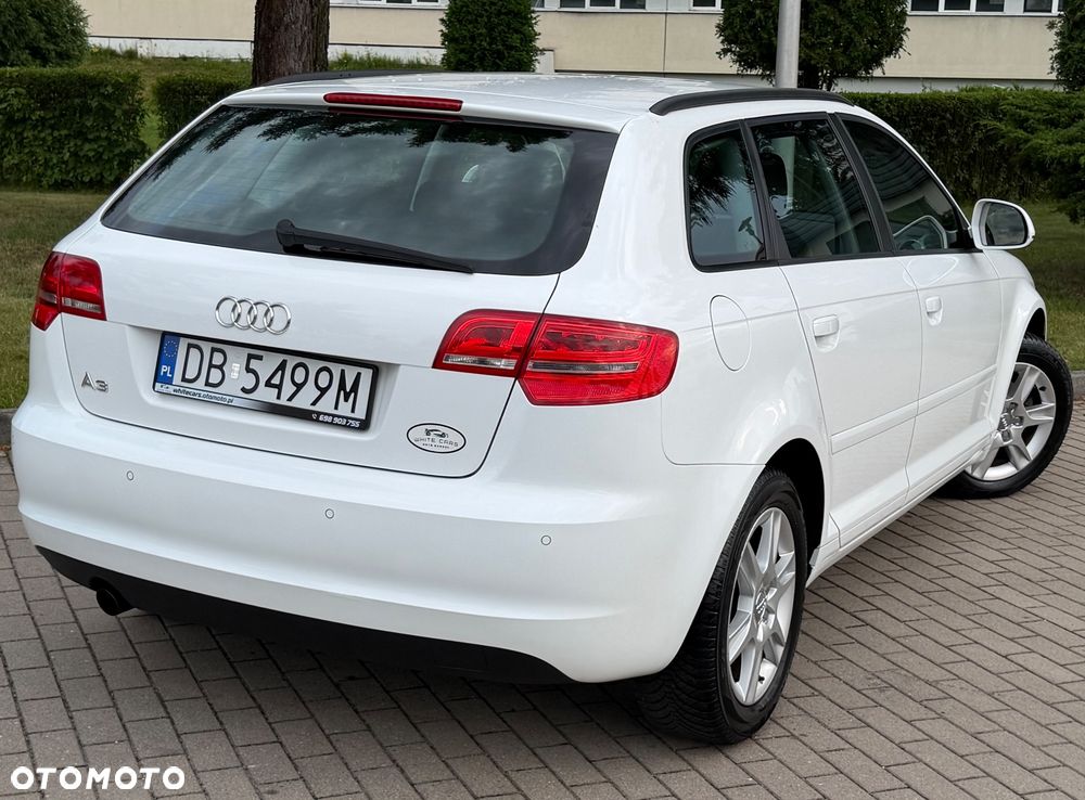 Audi A3 Sportback 1.6 Attraction - 3