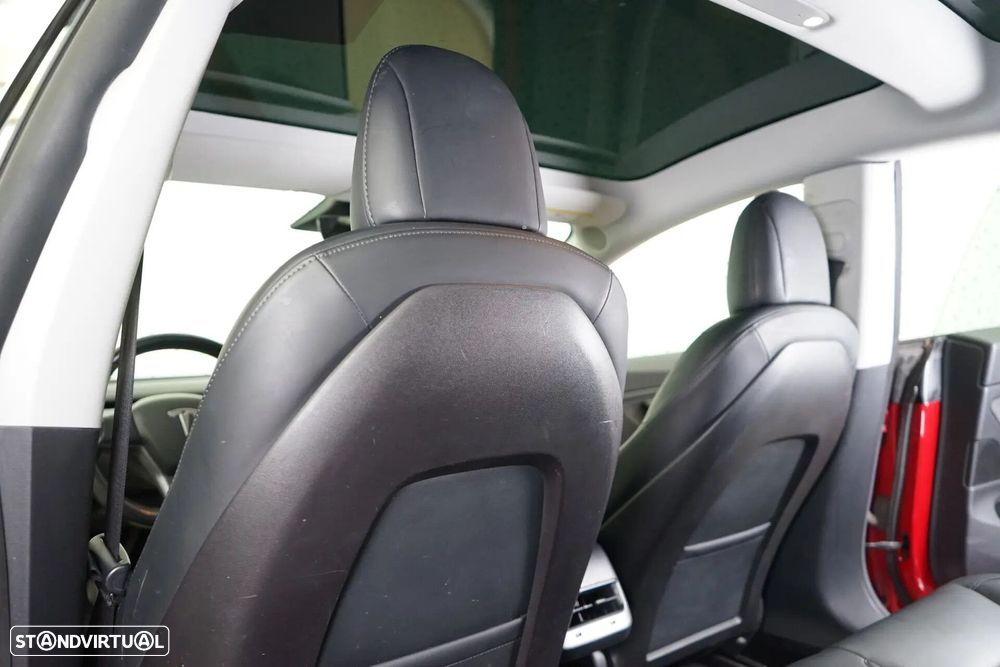 Tesla Model 3 Standard RWD Plus - 32