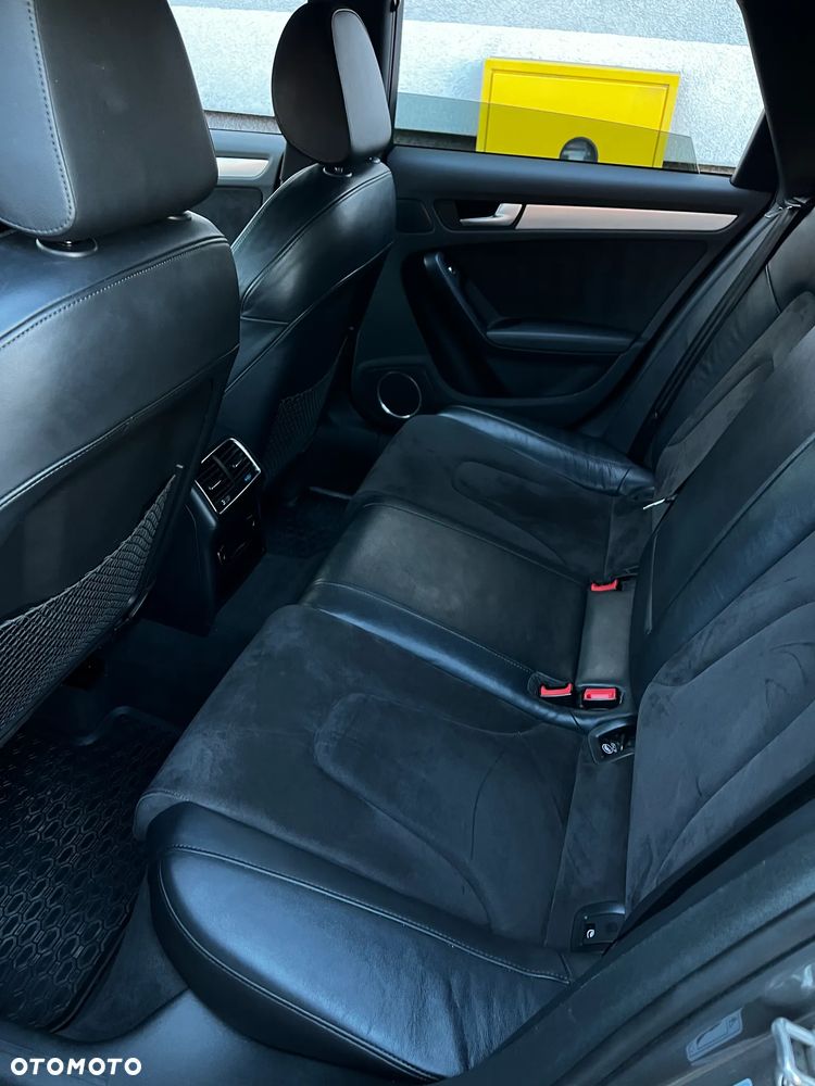Audi A4 Avant 2.0 TDI clean diesel Multitronic - 32