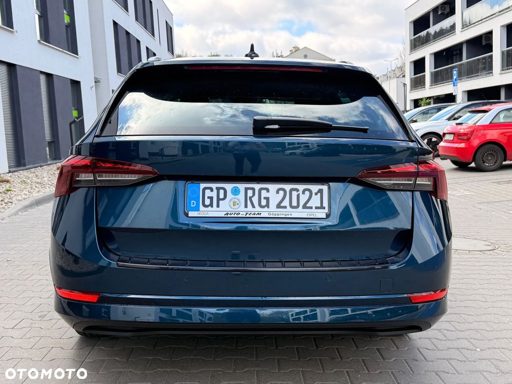 Skoda Octavia 2.0 TDI Edition - 10