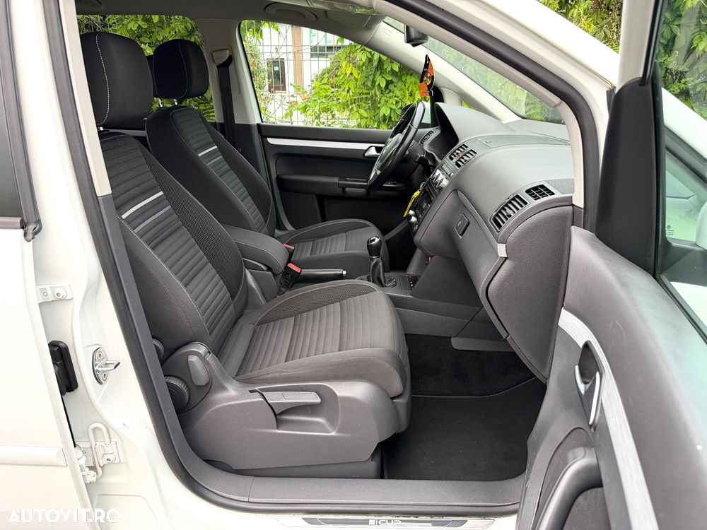 Volkswagen Touran 1.2 TSI Cup - 10