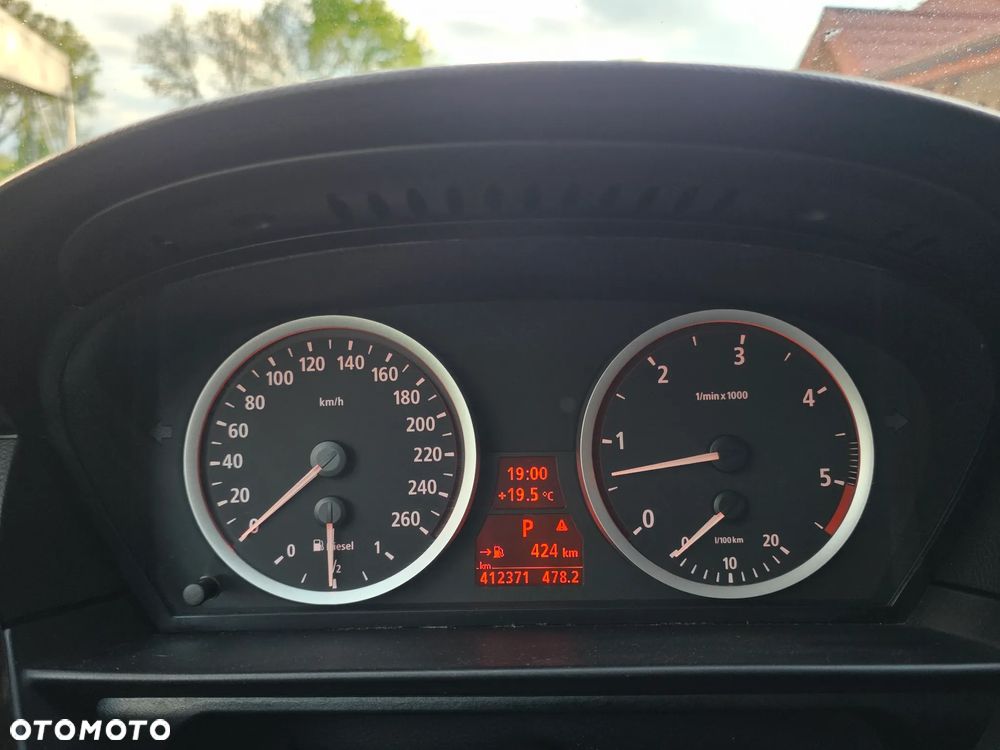 BMW Seria 5 - 23