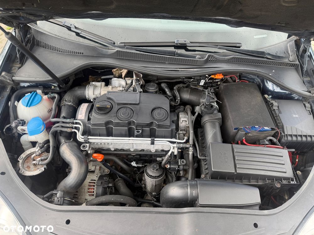 Volkswagen Golf 1.9 TDI Q-Line - 19
