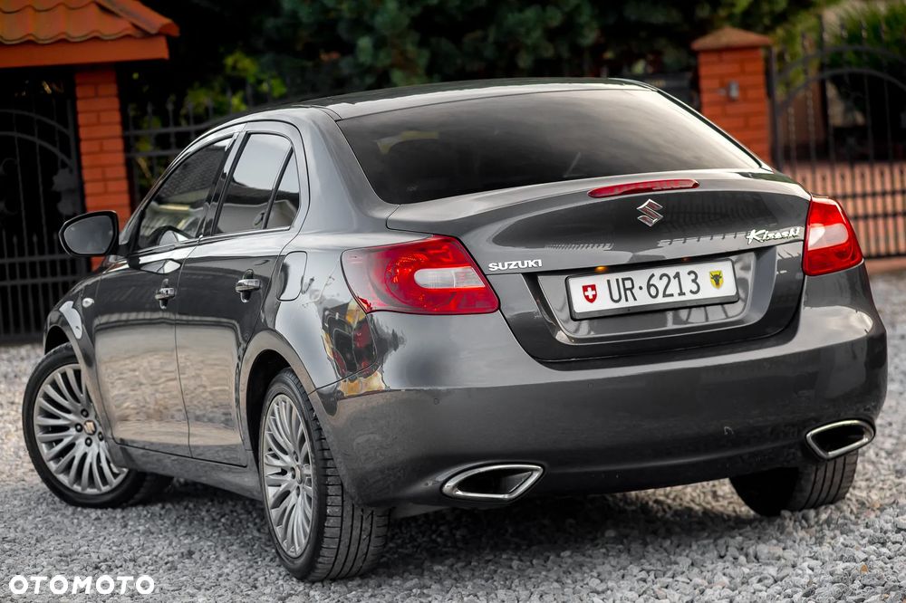 Suzuki Kizashi 2.4 Sport 4WD CVT - 9