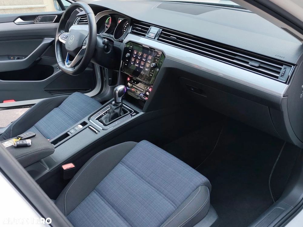 Volkswagen Passat 1.4 TSI DSG GTE - 5
