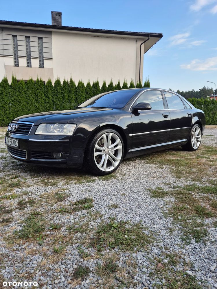 Audi A8 4.2 Quattro - 2