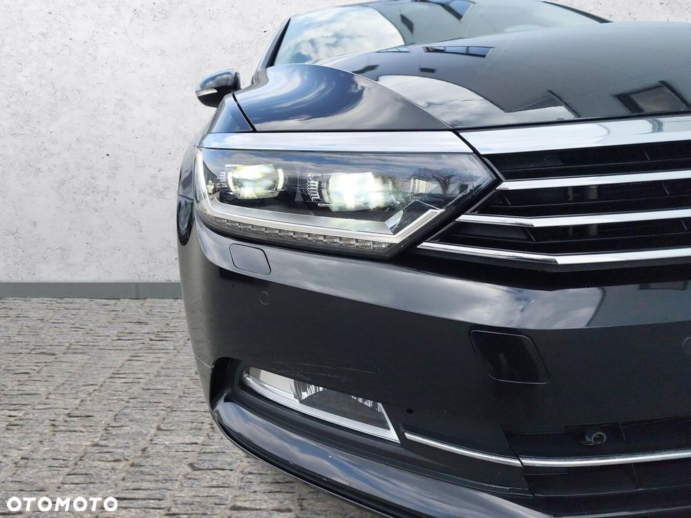 Volkswagen Passat - 34