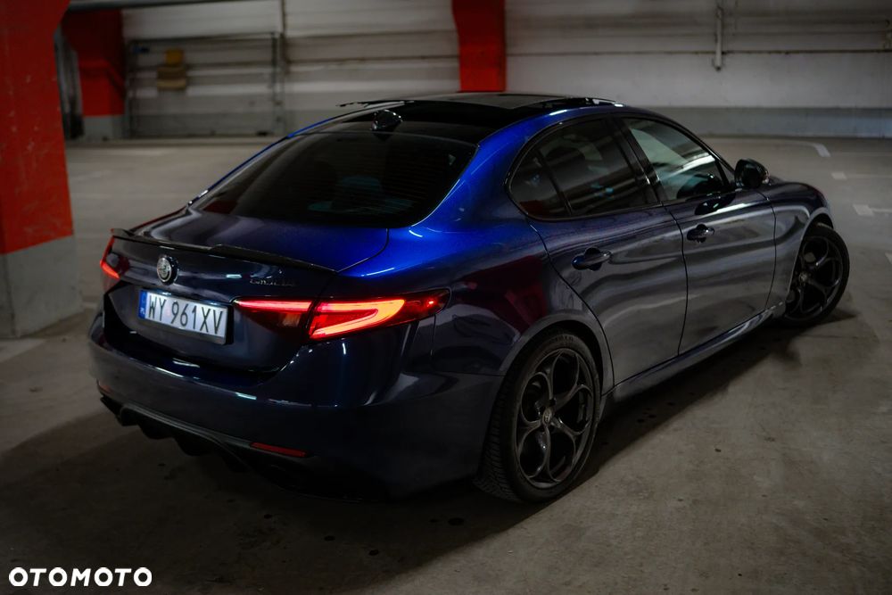 Alfa Romeo Giulia 2.0 Turbo 16V AT8 Veloce Ti - 20