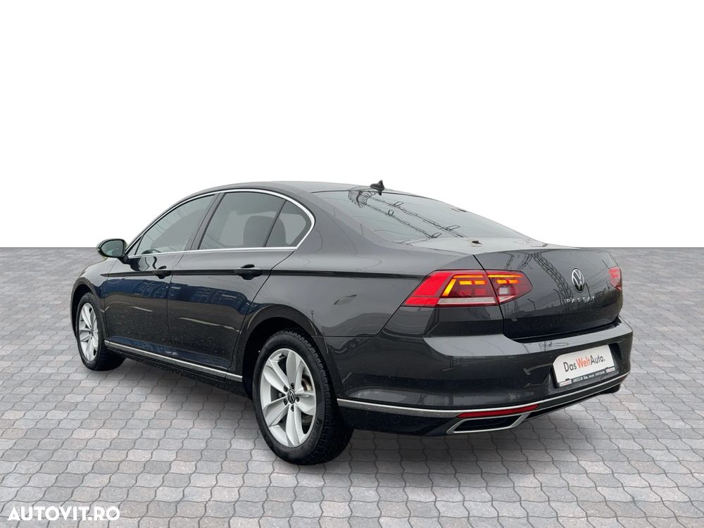 Volkswagen Passat 2.0 TDI DSG Highline - 3