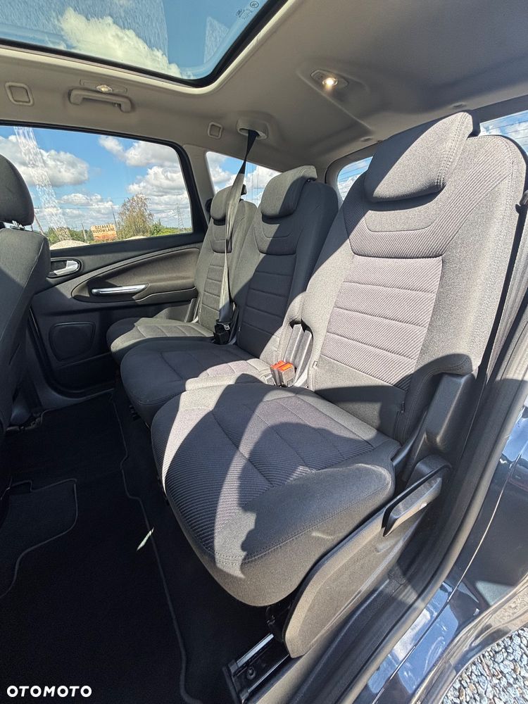 Ford S-Max 2.0 TDCi DPF Titanium X - 28