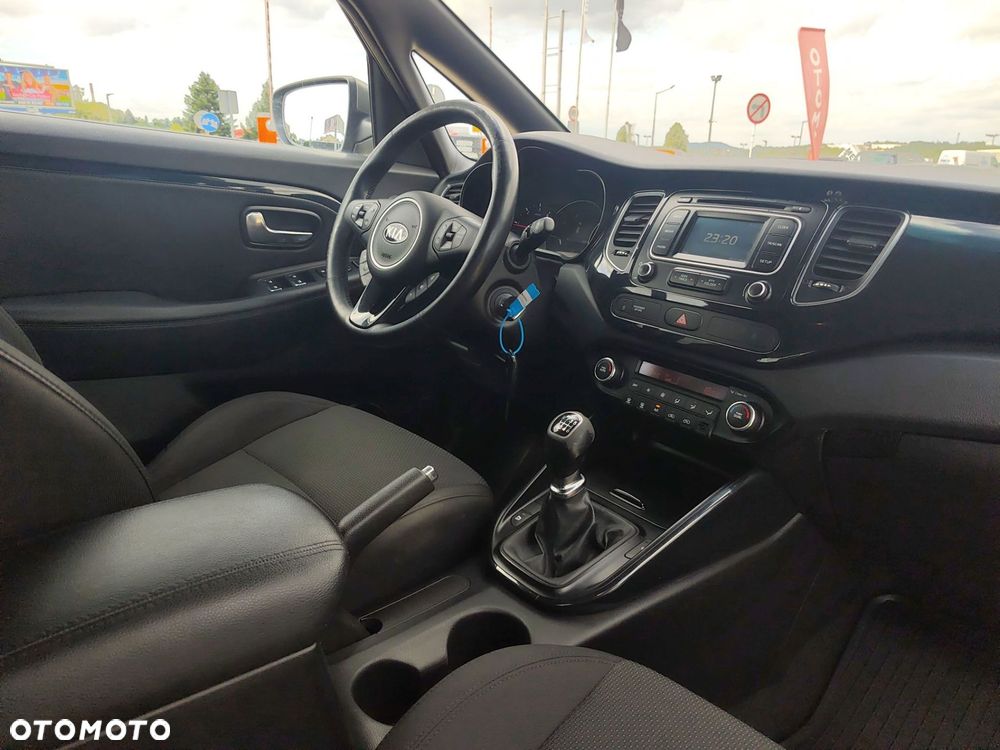 Kia Carens 1.7 CRDi L - 20