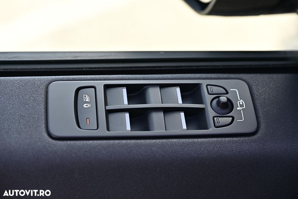 Land Rover Discovery Sport 2.0 l TD4 HSE Aut. - 26