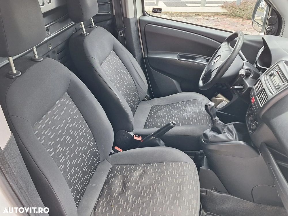 Opel COMBO - 6