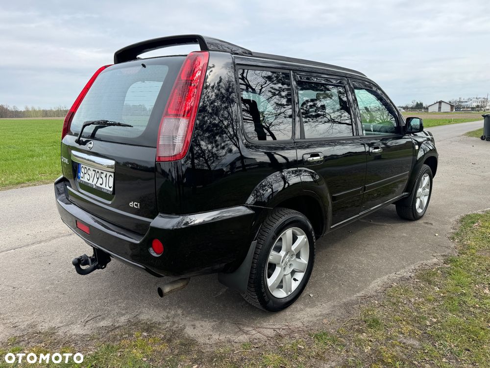 Nissan X-Trail 2.2 dCi 4x4 Elegance - 6