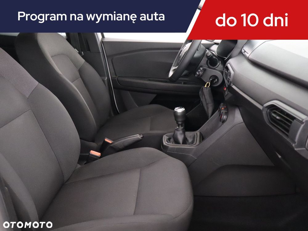 Dacia Sandero - 11