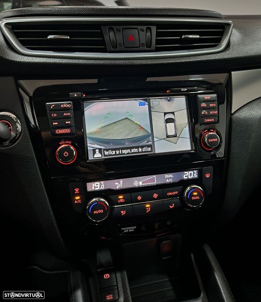 Nissan Qashqai 1.5 dCi N-Connecta - 16