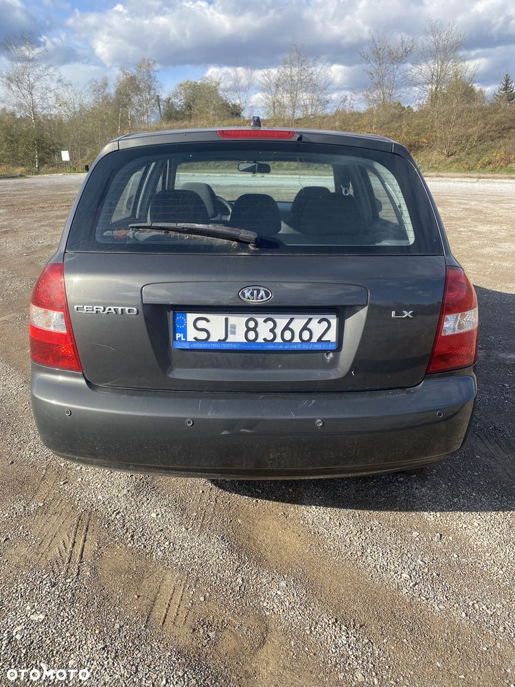 Kia Cerato 1.6 LX / Family - 8