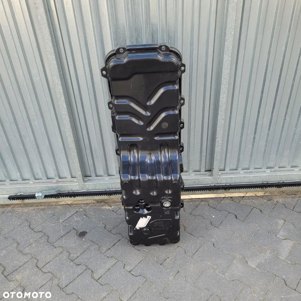 MISKA OLEJOWA RENAULT RANGE T 22242776 - 1
