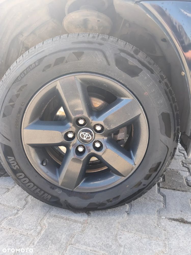 Toyota RAV4 2.0 D-4D 4x4 - 21