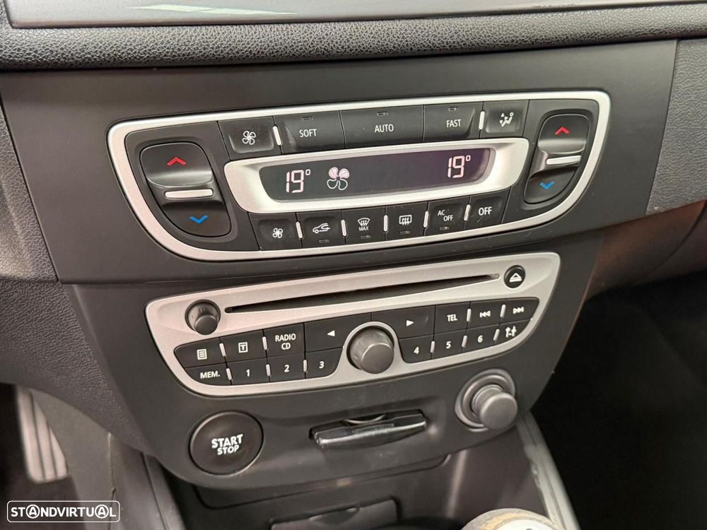 Renault Mégane Coupe 1.5 dCi GT Line EDC - 23