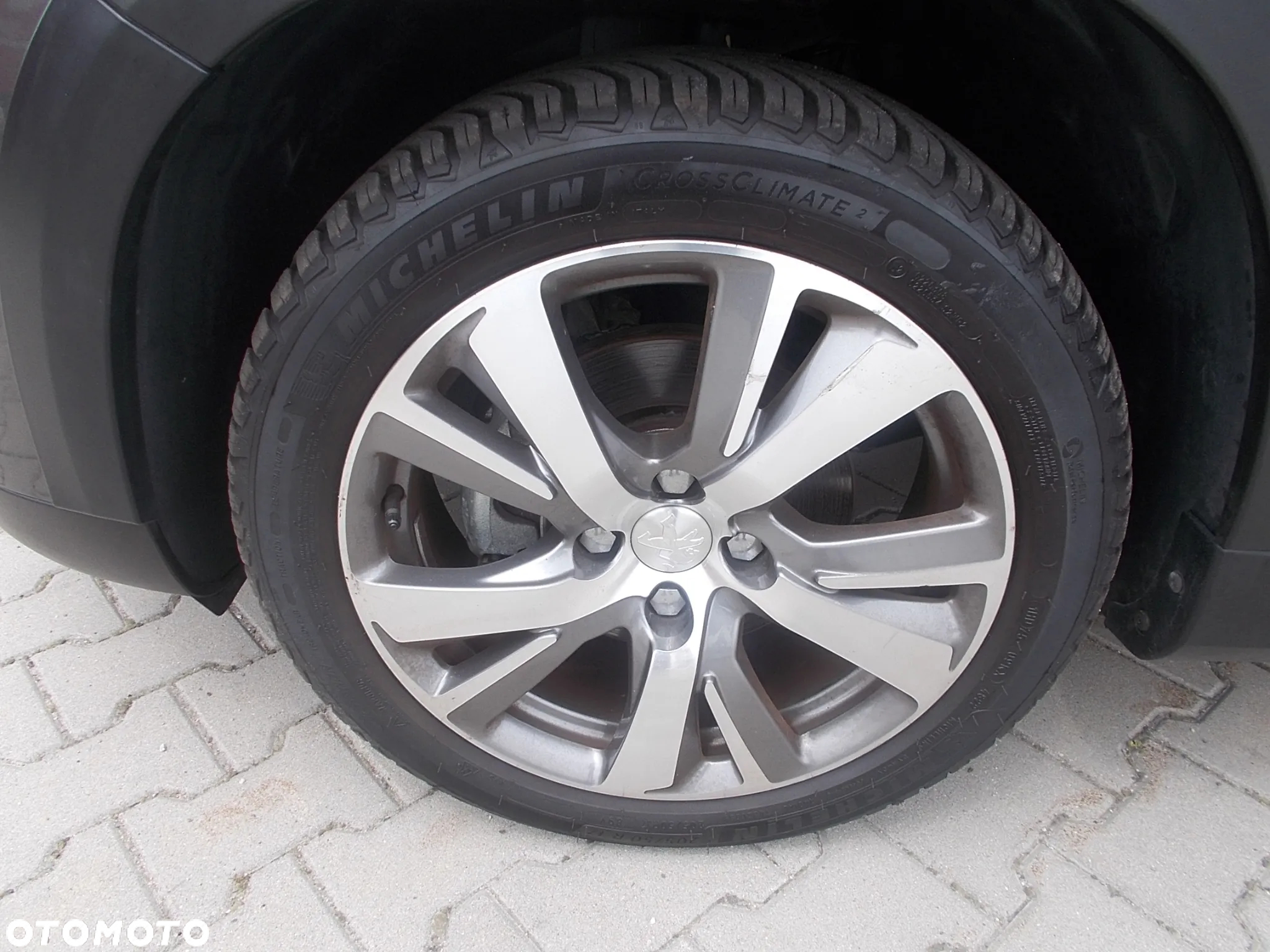 Peugeot 2008 1.2 Pure Tech GPF Crossway S&S EAT6 - 16