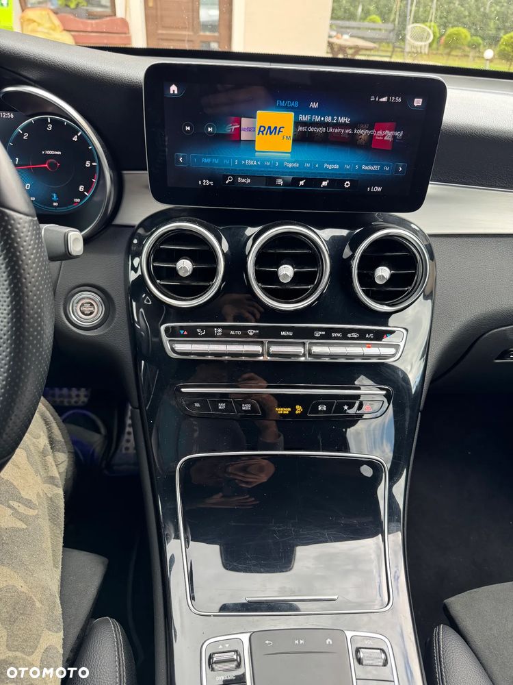 Mercedes-Benz GLC 200 d 4-Matic - 14