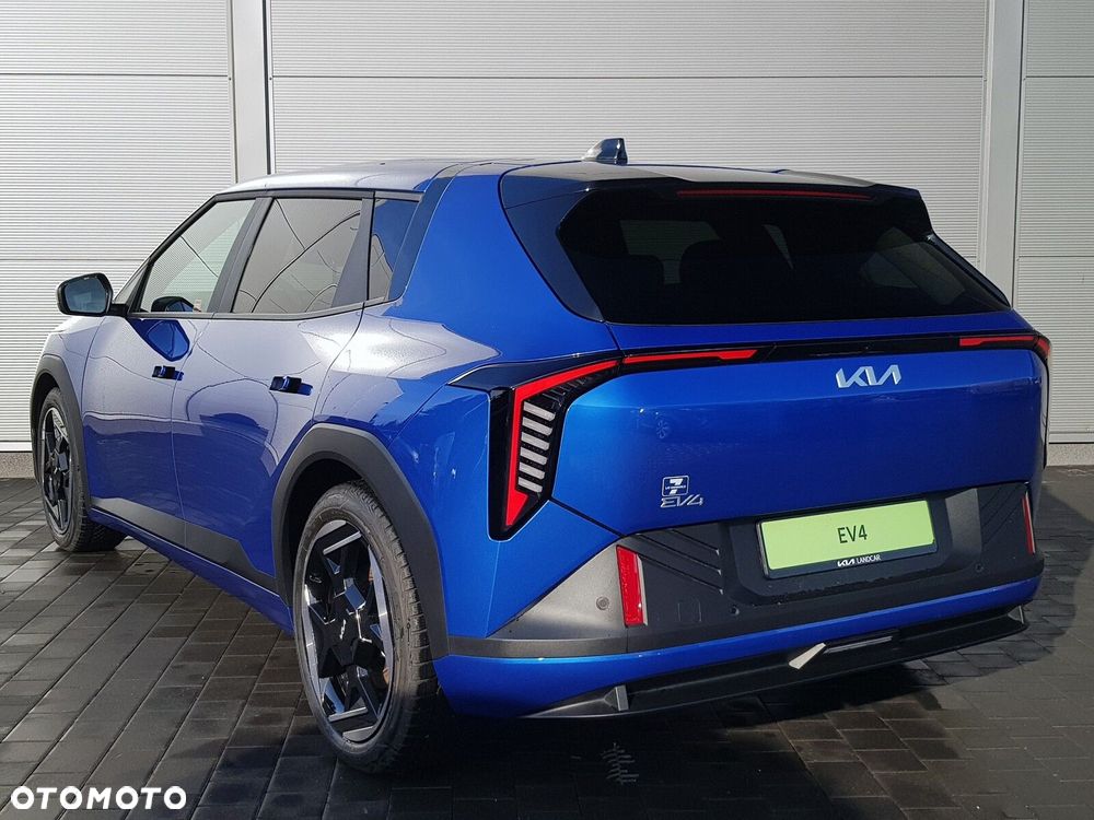 Kia EV4 81.4kWh Business Line - 8