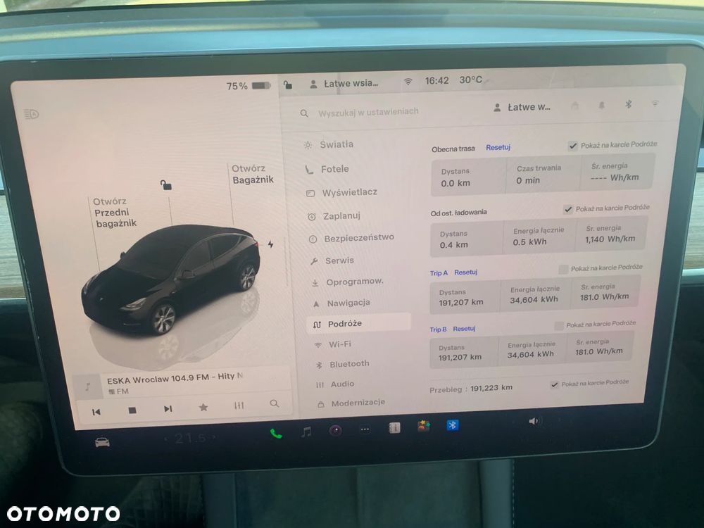 Tesla Model Y Long Range Dual Motor AWD - 33
