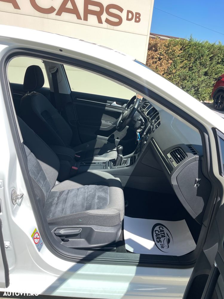 Volkswagen Golf 2.0 TDI (BlueMotion Technology) Highline - 24