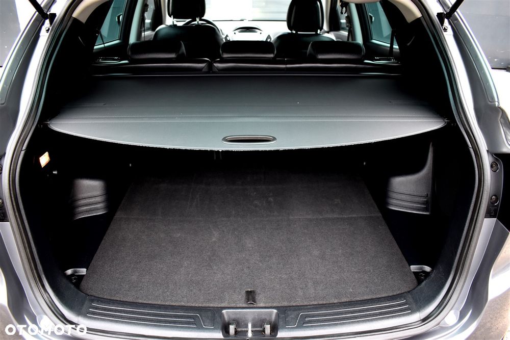 Hyundai ix35 2.0 GDI Premium 2WD - 19