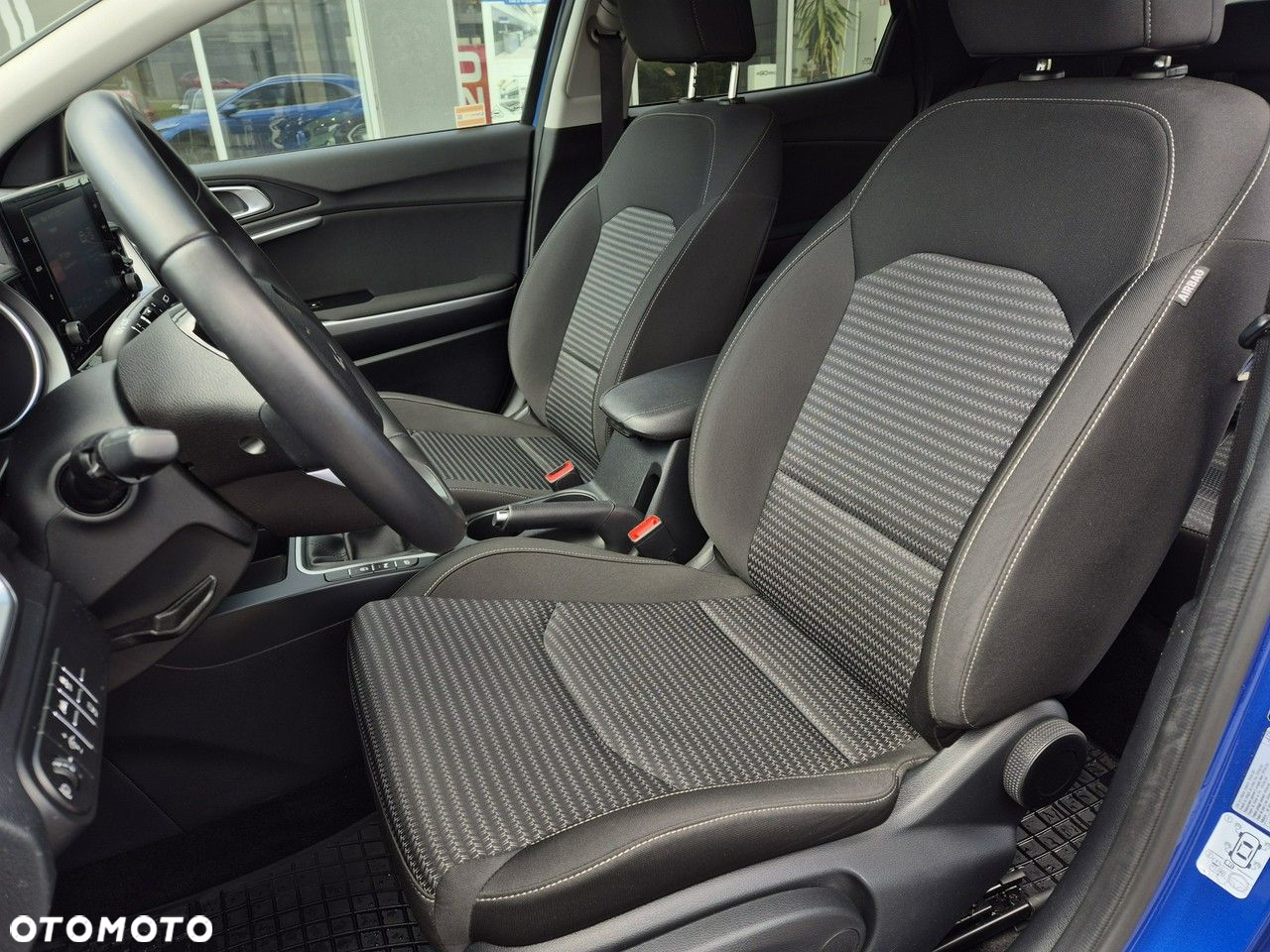 Kia XCeed - 17