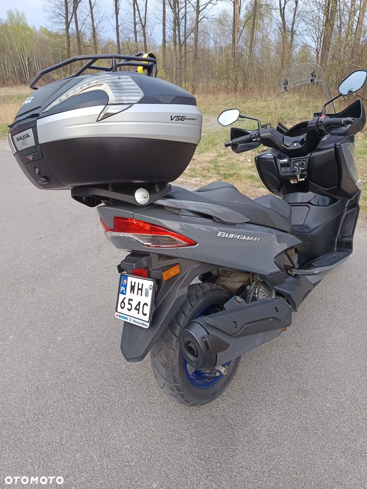 Suzuki Burgman - 10