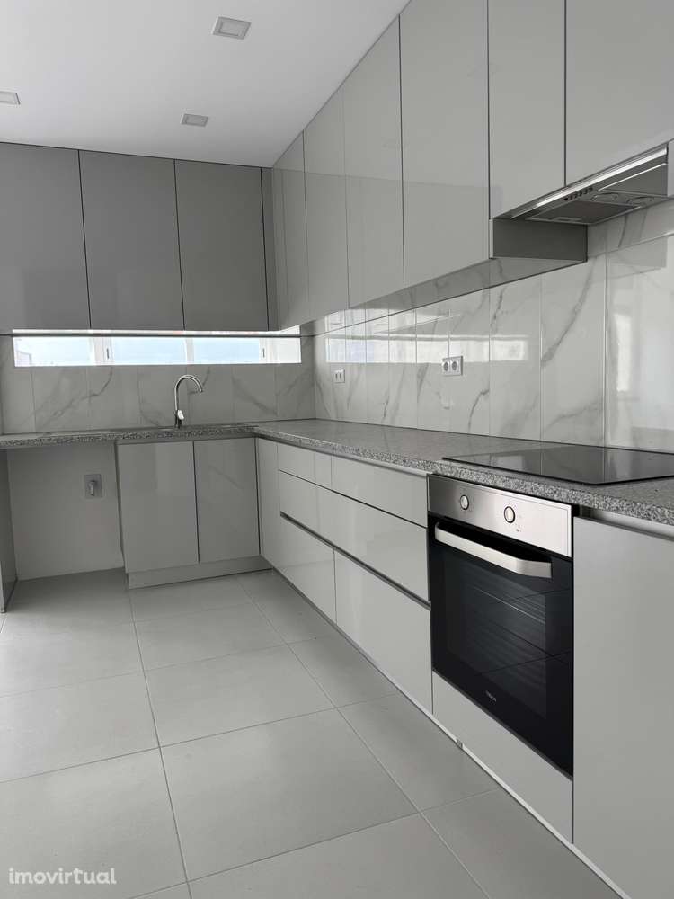 T4 - Benfica - Grande imagem: 2/18