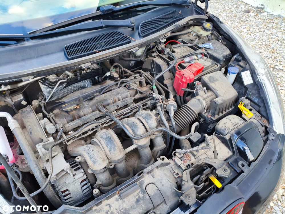 Ford Fiesta 1.6 Ti-VCT Sport - 20