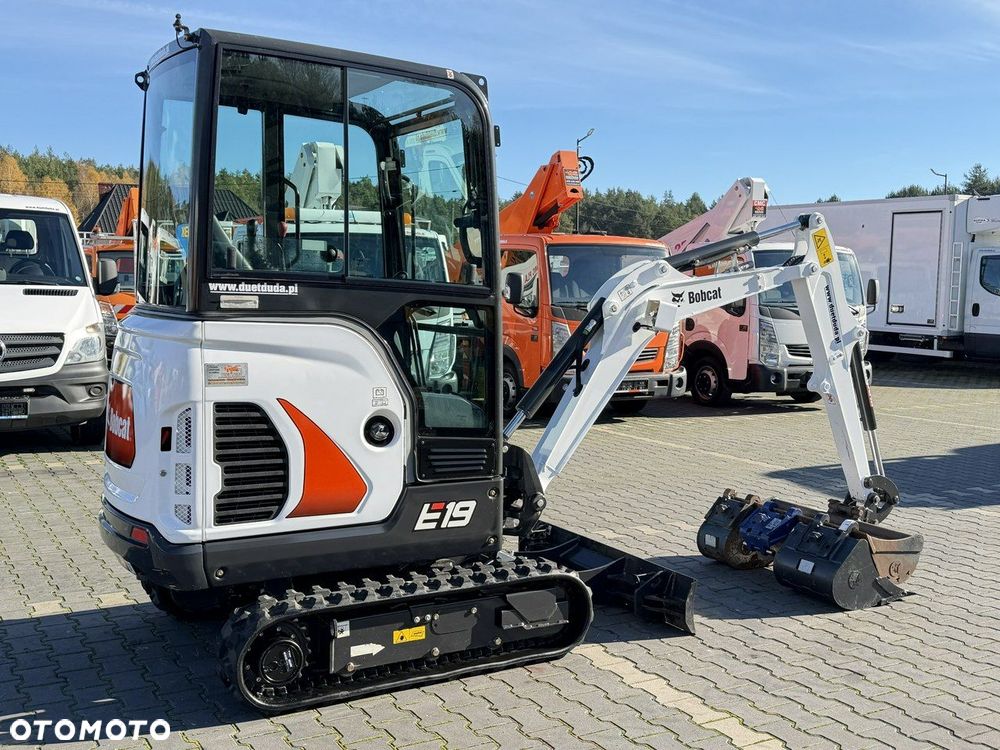 Bobcat E19 Komplet Łyżek  Mało Używana Przepracowane tylko 90mth - 15