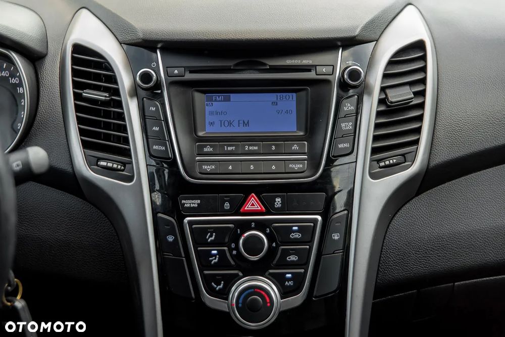 Hyundai i30 - 34