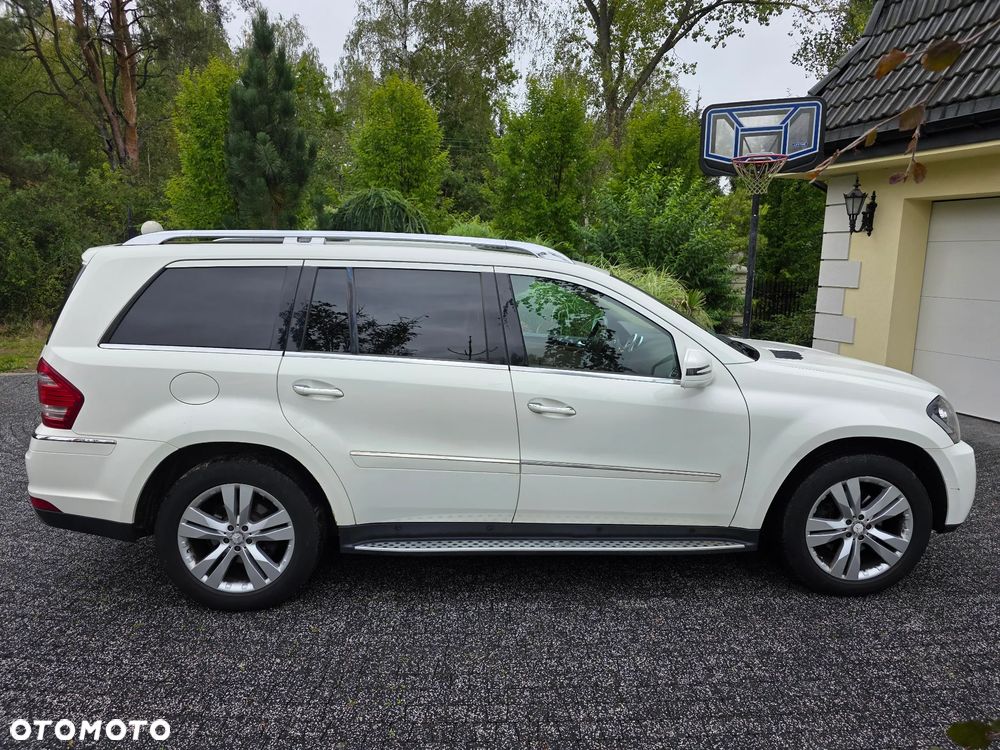 Mercedes-Benz GL 450 - 2