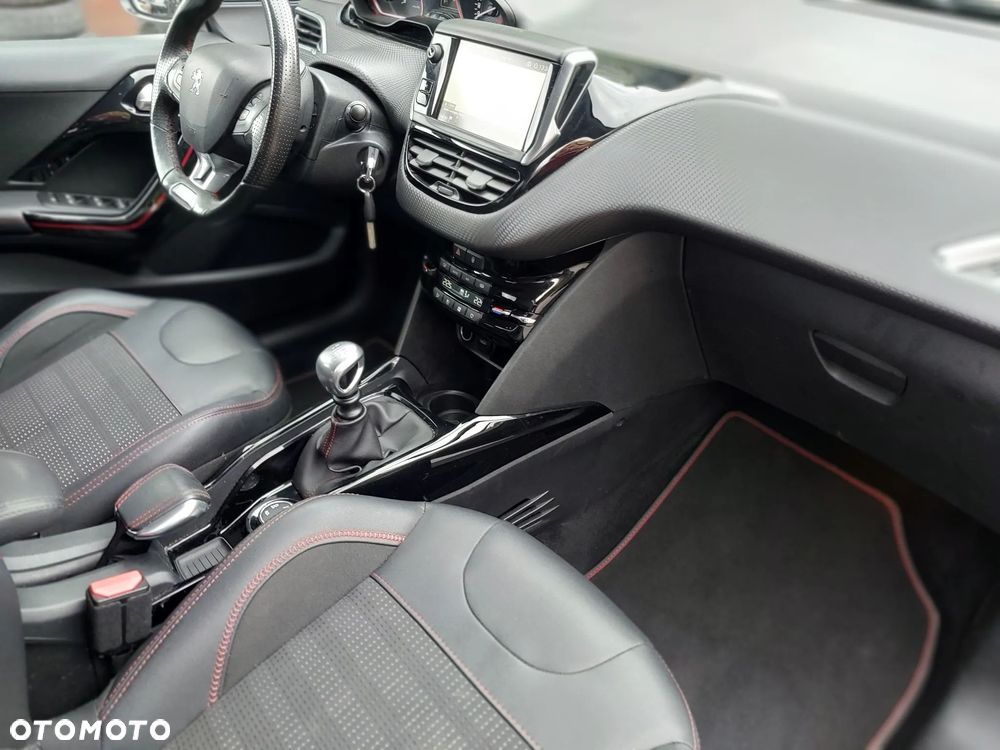Peugeot 2008 PureTech 130 Stop&Start GT-Line Edition - 7