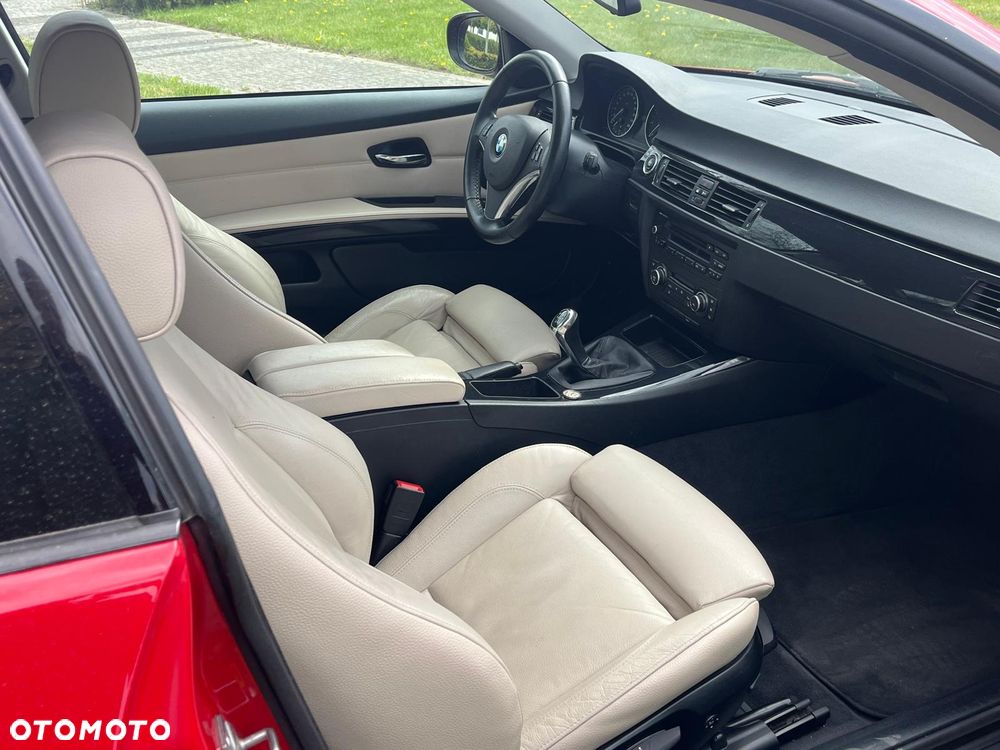 BMW Seria 3 318i Edition Exclusive - 5