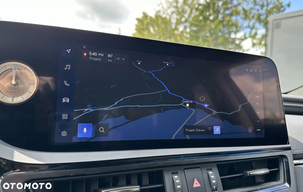 Lexus ES 300h Business Edition - 22