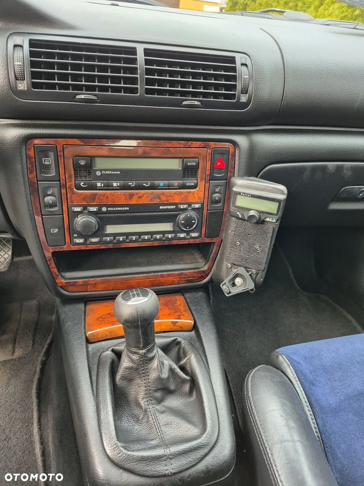 Volkswagen Passat - 14