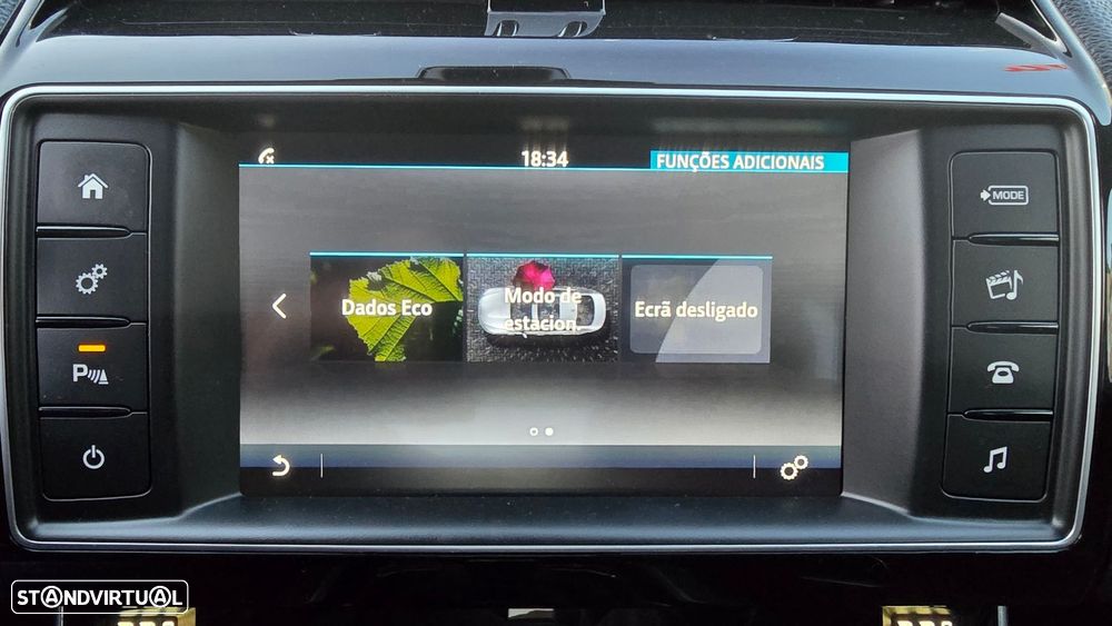 Jaguar XE 2.0 D R-Sport - 27