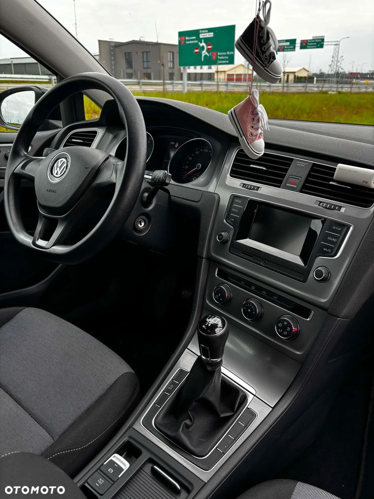 Volkswagen Golf - 9