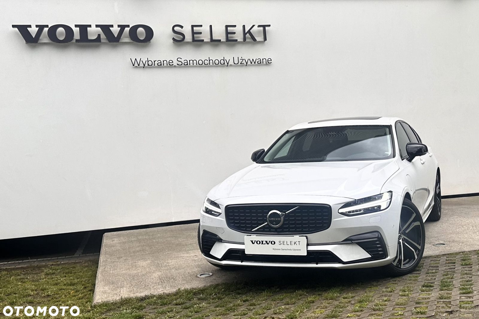 Volvo S90 - 2