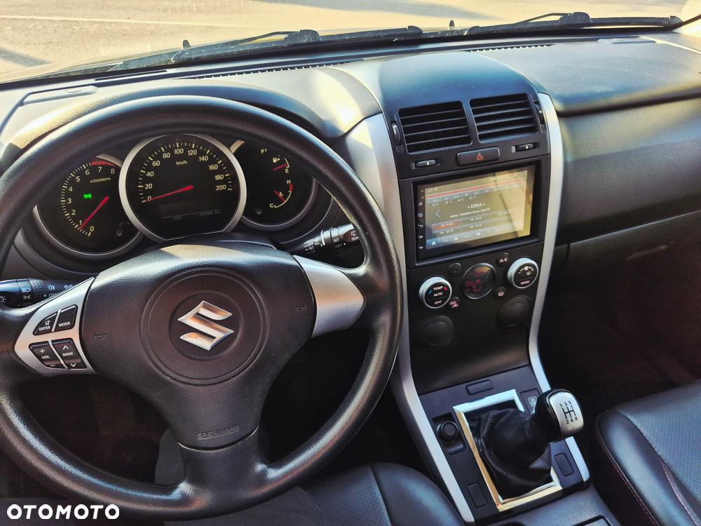 Suzuki Grand Vitara - 13