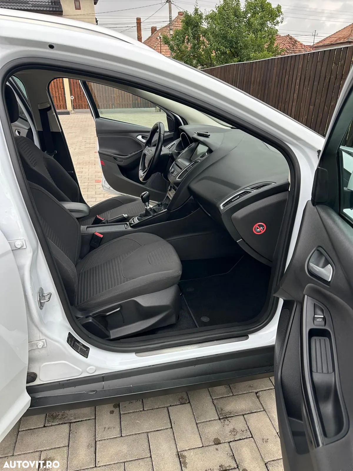 Ford Focus 1.5 EcoBlue Start-Stopp-System TITANIUM X - 14